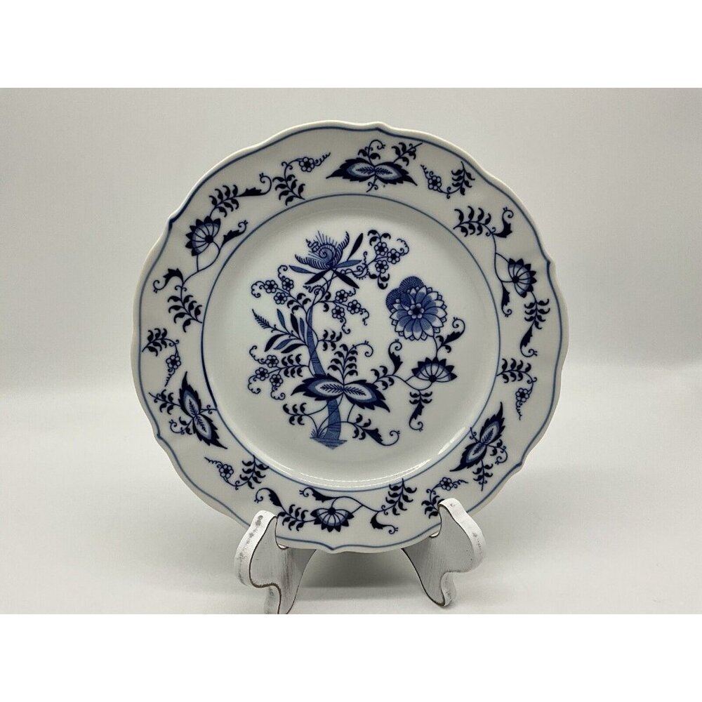 Blue Danube 8.5"  SALAD LUNCHEON Plate Blue Onion Rectangular Backstamp Set of 2 - Picture 7 of 16